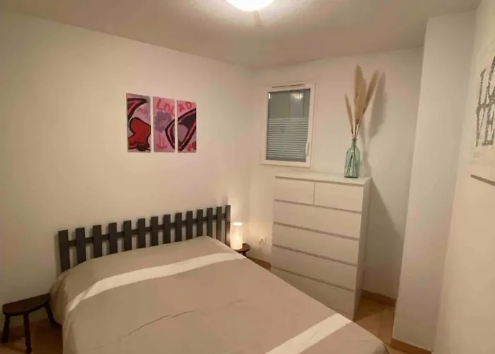 Valras-loc - T2 Piscine Terrasse